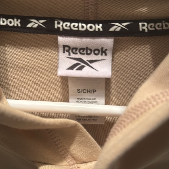 Reebok Lightweight Hoodie - Picture 4 of 4